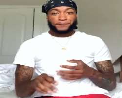 The star is a tattoo freak and has various tattoos in his hand, leg and other body parts.